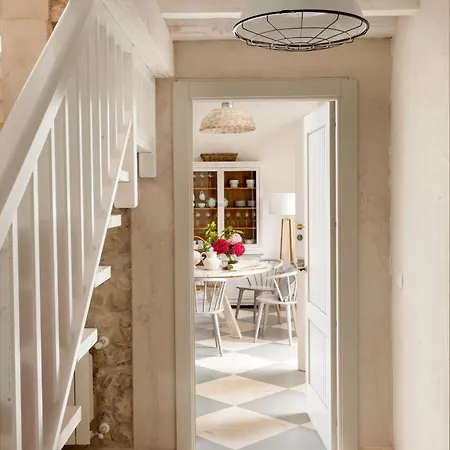 Wishome - Cuadra Rehabilitada, Piscina Climatizada, Comillas Holiday home
