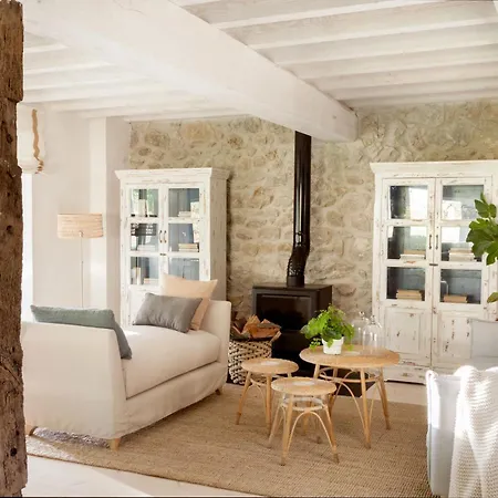 Wishome - Cuadra Rehabilitada, Piscina Climatizada, Comillas Holiday home Lamadrid