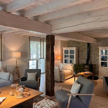 Wishome - Cuadra Rehabilitada, Piscina Climatizada, Comillas