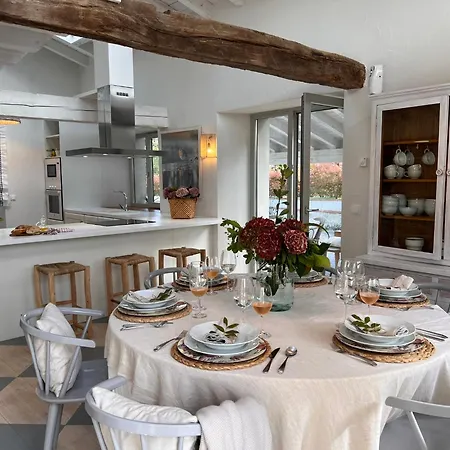 Wishome-Casa Independiente Con Gran Jardin Y Piscina Climatizada * Lamadrid