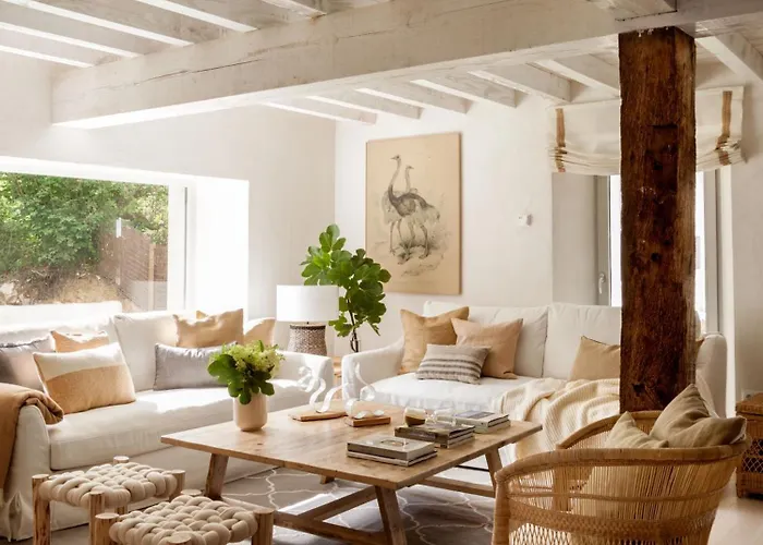 Wishome-Casa Independiente Con Gran Jardin Y Piscina Climatizada