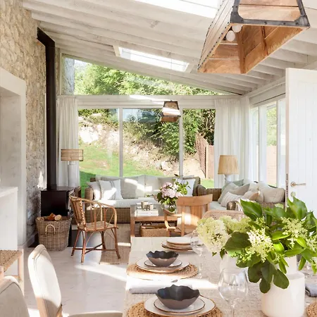 Casa de Férias Wishome-cuadra Rehabilitada, Piscina Privada Climatizada *