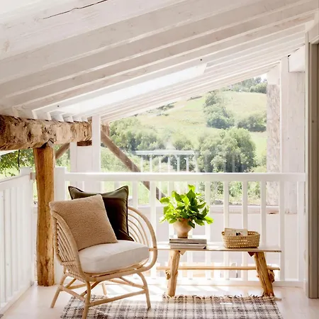 Wishome-cuadra Rehabilitada, Piscina Privada Climatizada Lamadrid