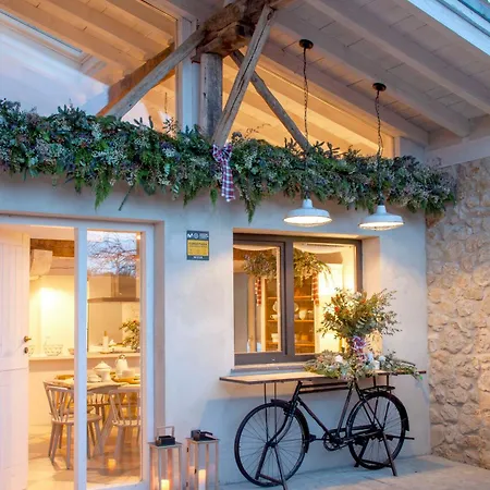 Casa de Férias Wishome-cuadra Rehabilitada, Piscina Privada Climatizada *