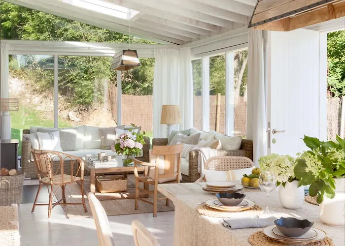 Hébergement de vacances Wishome-Casa Independiente Con Gran Jardin Y Piscina Climatizada Lamadrid